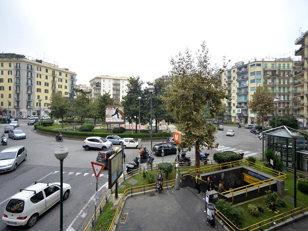 La Piazza Al Vomero ナポリ エクステリア 写真