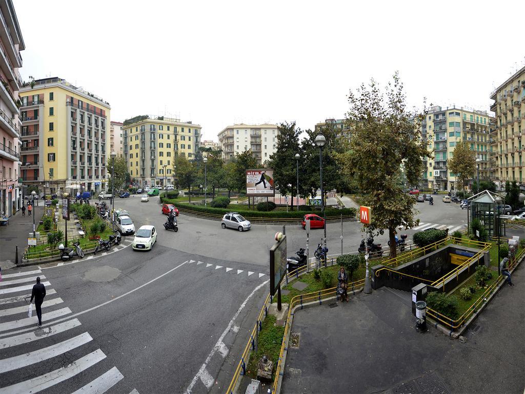 La Piazza Al Vomero ナポリ エクステリア 写真
